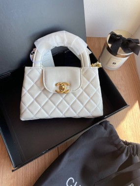 Chanel Premium 19/13