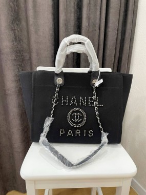 Chanel Premium 