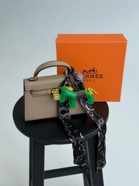 Hermes Kelly 20 