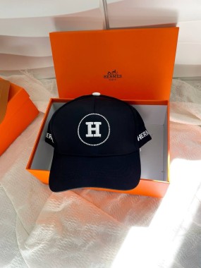Кепка Hermes
