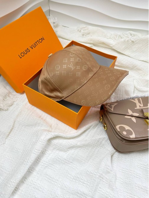 Кепка Louis Vuitton