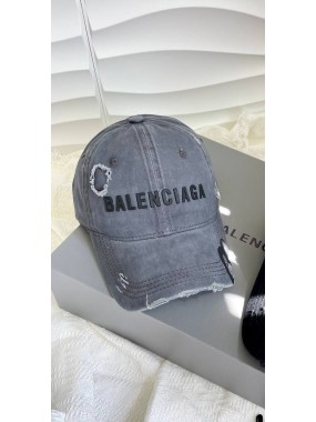 Кепка Balenciaga