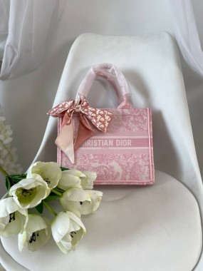 Dior Premium