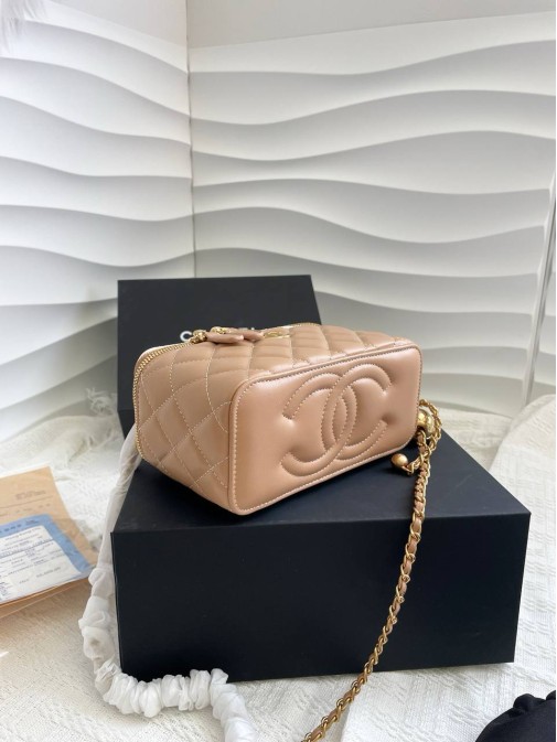 Chanel black Premium