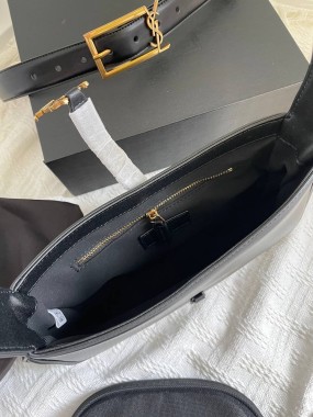 Ysl Premium + косметичка 
