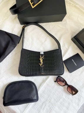 Ysl Premium + косметичка 