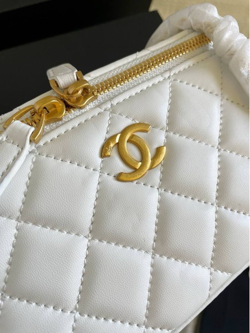 Chanel black Premium