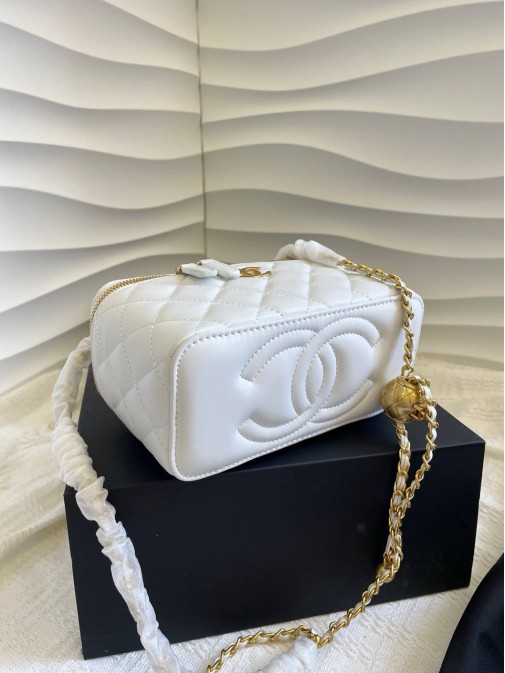 Chanel black Premium