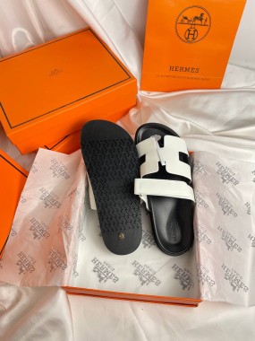 Hermes Chevre 