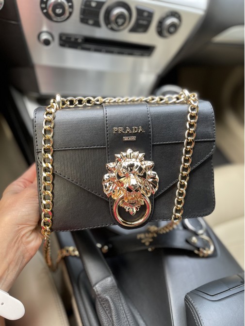 PRADA 