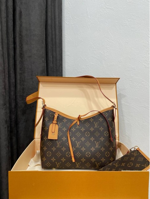 Louis Vuitton Premium 