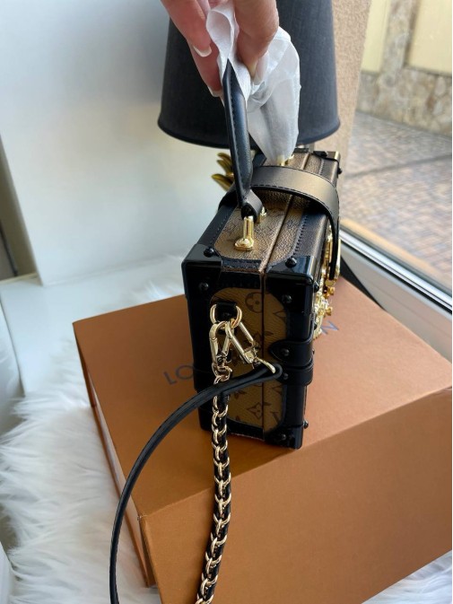 Louis Vuitton Premium 