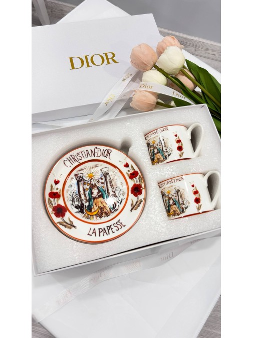 Посуд Dior 