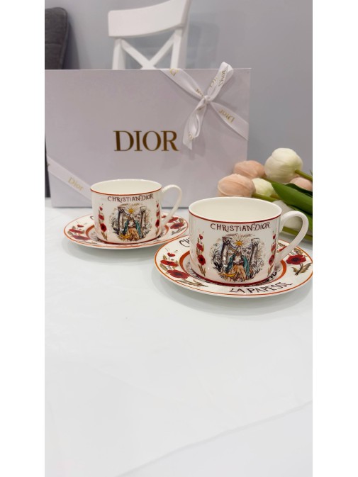 Посуд Dior 