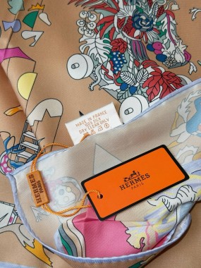 Шовкова хустинка Hermes Шовкова хустинка Hermes