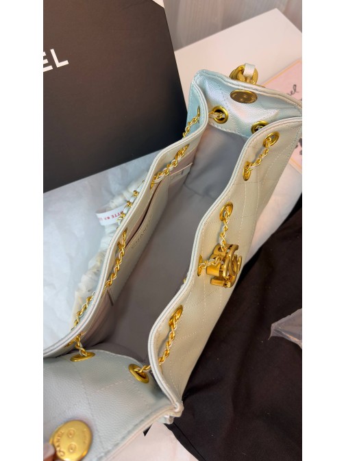 Chanel Premium 