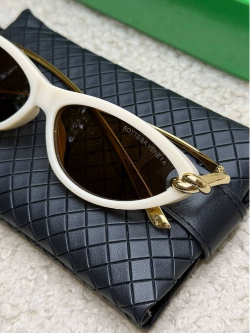 Окуляри Bottega Veneta