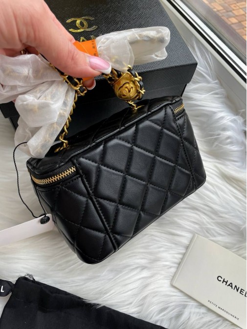 Chanel Premium 