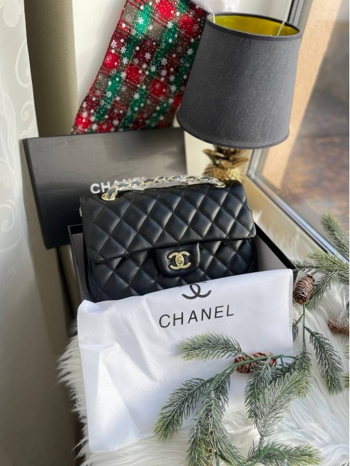 Chanel Premium 