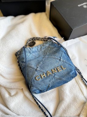 Chanel Premium 