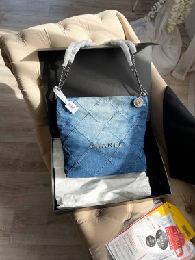 Chanel Premium 