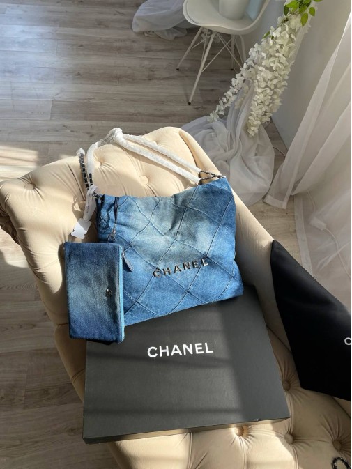 Chanel Premium 