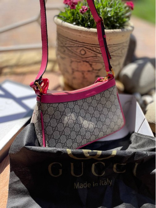 Gucci pink 