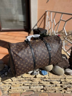 Louis Vuitton дорожня 