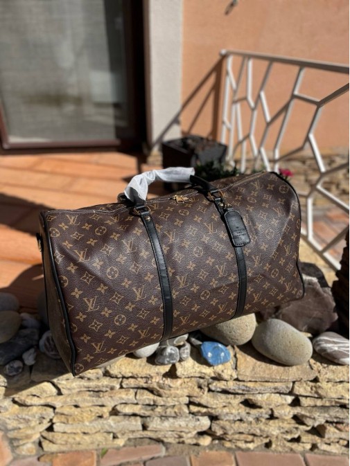 Louis Vuitton дорожня 