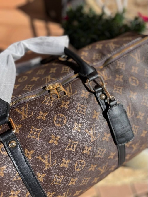 Louis Vuitton дорожня 