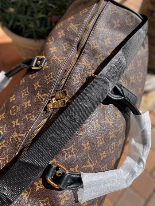 Louis Vuitton дорожня 