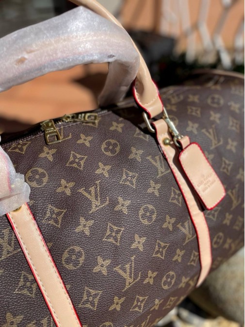 Louis Vuitton дорожня 