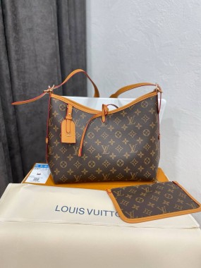 Louis Vuitton Premium 