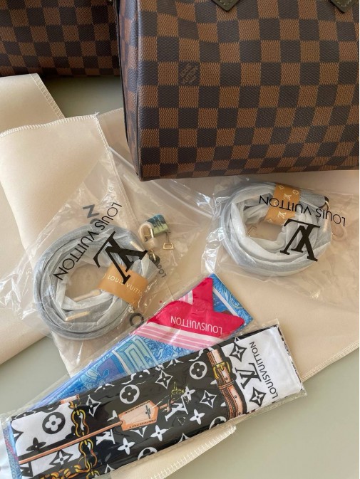 Louis Vuitton Premium 35 cm