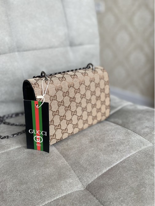 Gucci беж