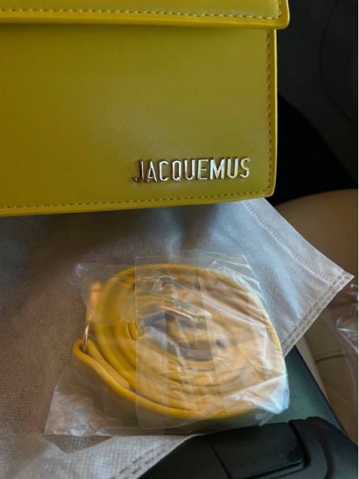 JACQUEMUS жовта