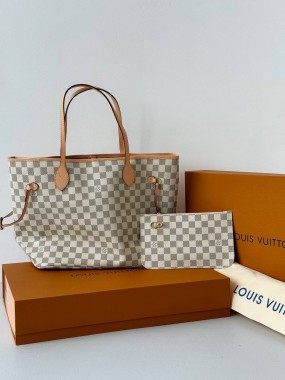 Louis Vuitton Premium 