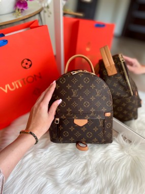 Louis Vuitton рюкзак великий 