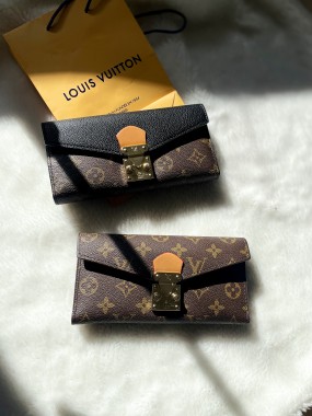 Louis Vuitton гаманець 