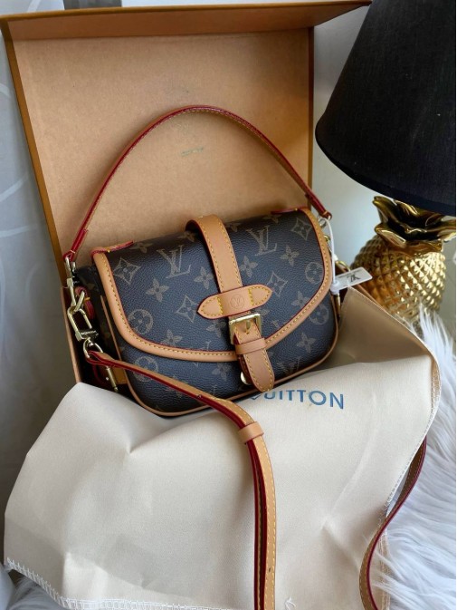 Louis Vuitton Premium 