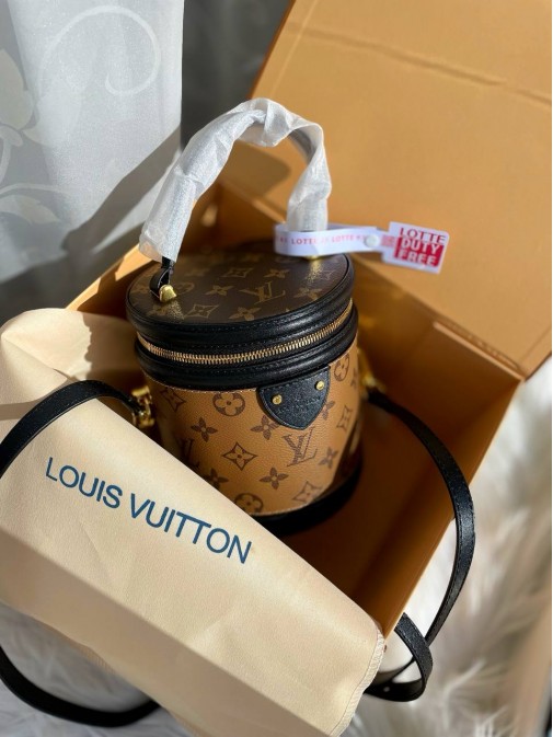 Louis Vuitton Premium 