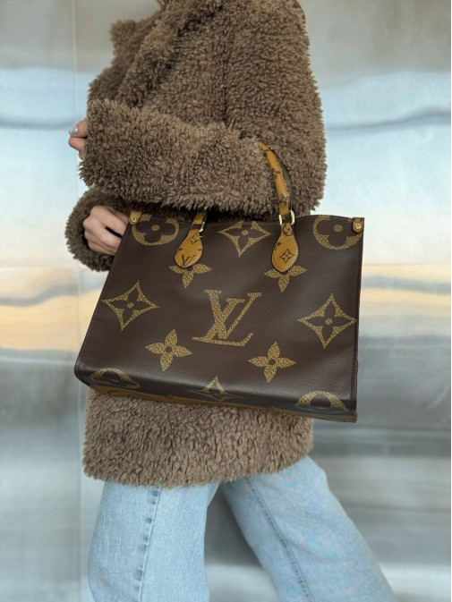 Louis Vuitton  Premium 