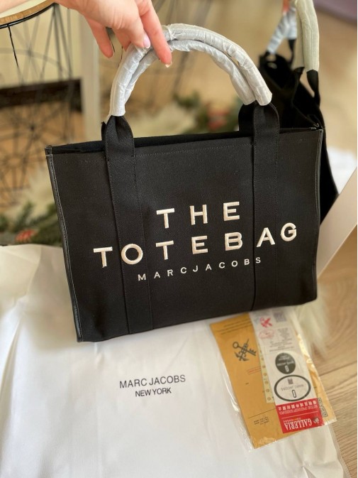 Marc Jacobs The Tote Bag