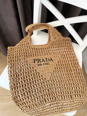 Плетена Prada 