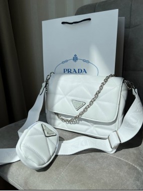 Prada 2v1 біла є ДЕФЕКТ 