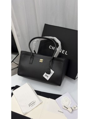 Chanel Cerf Tote (Chanel Archetype)
