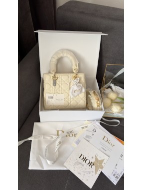 Lady Dior White