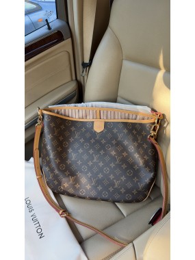 LOUIS VUITTON Delightful PM