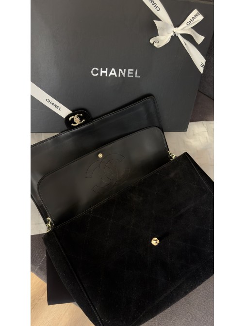 Chanel Maxi Flap Bag 40