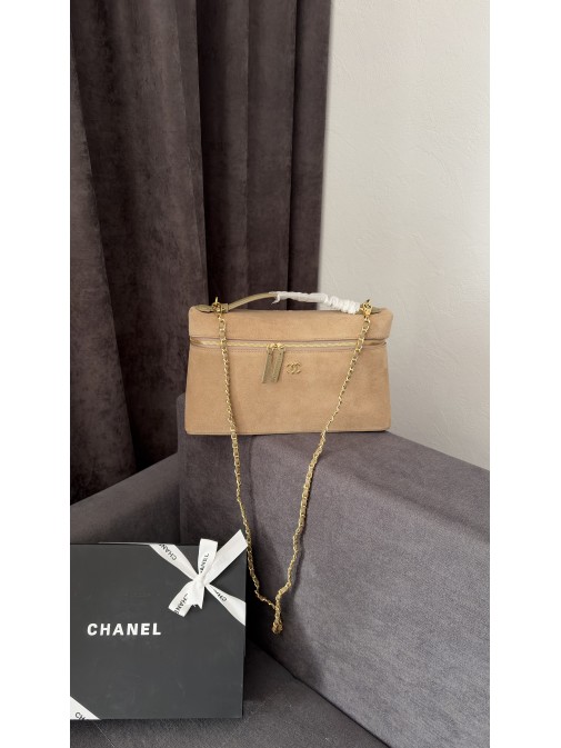 Chanel Large Vanity with Chain Grained Calfskin Chanel Large Vanity with Chain Grained Calfskin